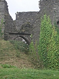 [Picture: Restormel Castle 2: Grassy bank]