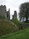 [Picture: Restormel Castle 4: The Gatehouse 2]