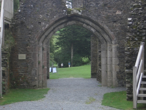 [Picture: Restormel Castle 32: looking out of the main gate]