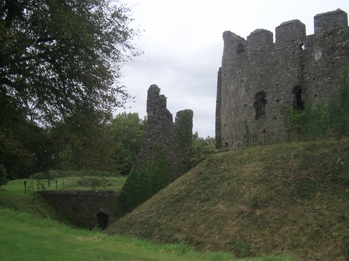 [Picture: Restormel Castle 38: Gatehouse from the other side]