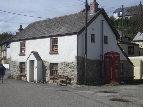 [Picture: Porthallow Cottage]