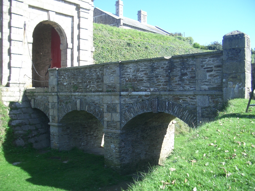 [Picture: Pendennis Castle 2: bridge over the moat]