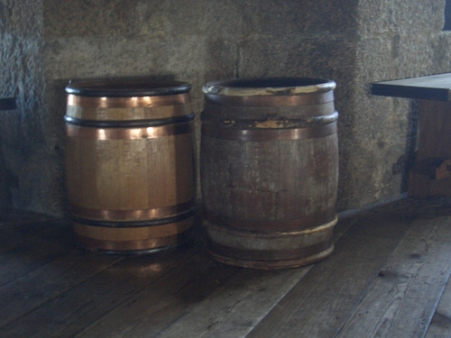 [Picture: Pendennis Castle 36: Barrels]