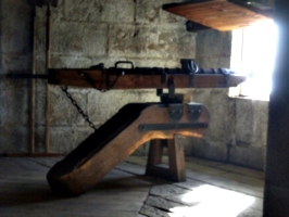 [Picture: Pendennis Castle 39: cannon]