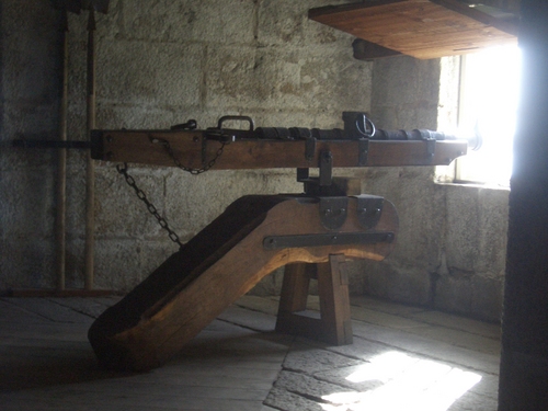 [Picture: Pendennis Castle 39: cannon]