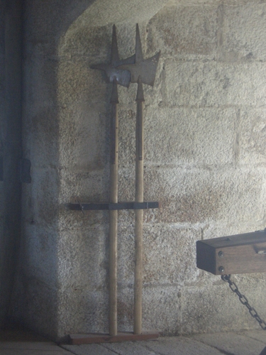 [Picture: Pendennis Castle 40: Axes]