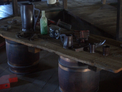 [Picture: Pendennis Castle 41: Mess table]