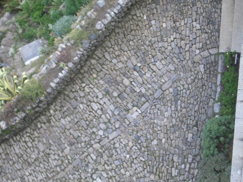 [Picture: Cobbled path from above]