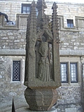 [Picture: Statue outside the church 2]