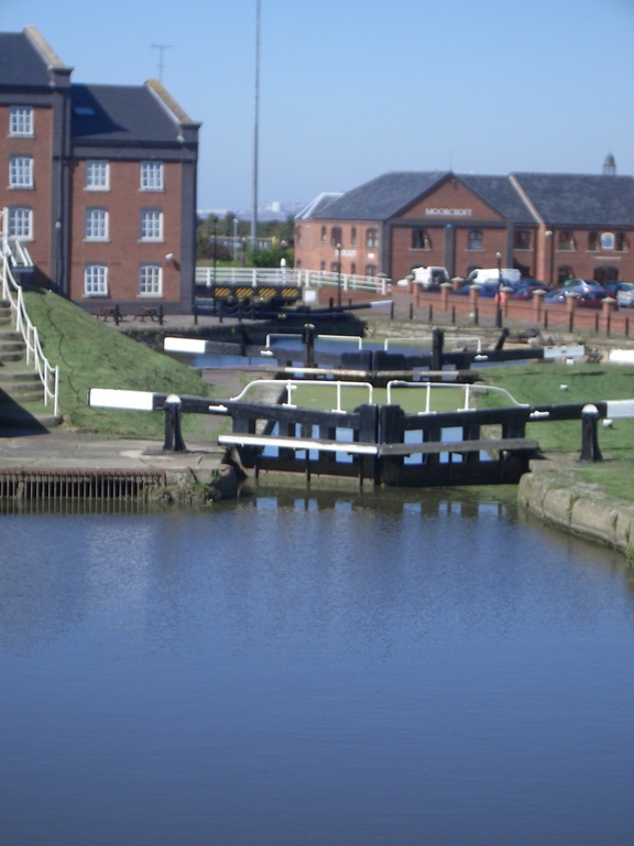 [Picture: Canal locks 2]