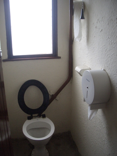 [Picture: Porthallow Public Toilet]