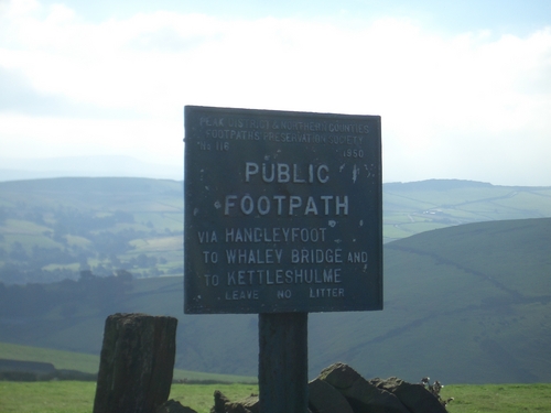 [Picture: Public Footpath]