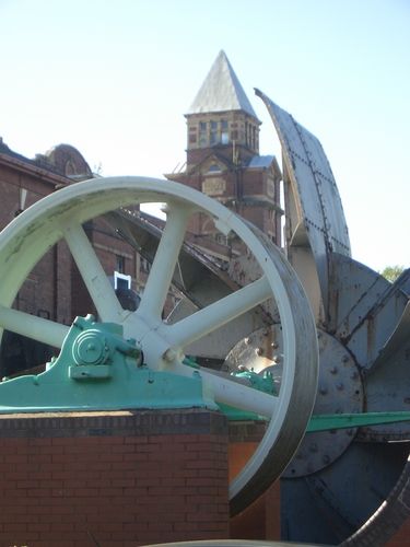 [Picture: Turbine outside mill 2]