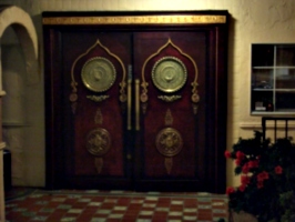 [picture: Restaurant Door]