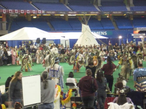 [Picture: Toronto Pow-Wow 12]