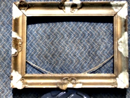 [picture: Old Picture Frame 2]
