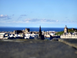 [picture: Edinburgh from the castle 3]