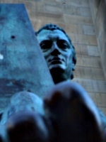 [picture: Statue: David Hume 2]