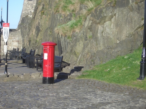 [Picture: Post box]