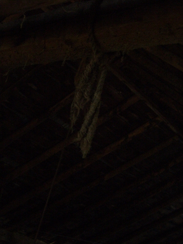 [Picture: Rope in the barn 4]