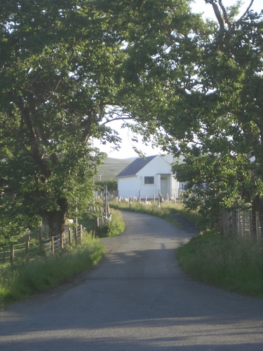 [Picture: Inviting Scottish lane]