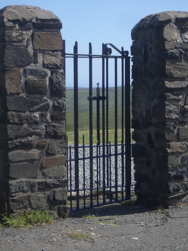 [Picture: Cemetary gate]