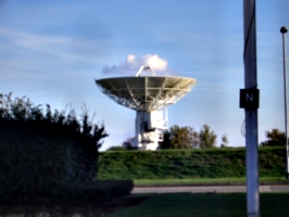 [picture: Rutherford-Appleton radio telescope 2]