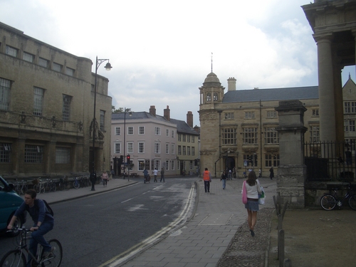 [Picture: Oxford Street]