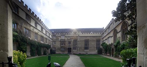 [Picture: Exeter College Quadrangle]