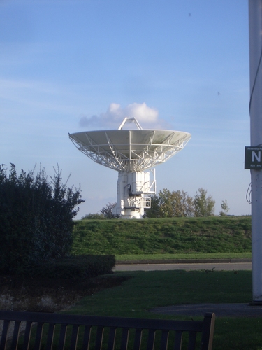 [Picture: Rutherford-Appleton radio telescope]