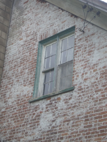 [Picture: One of the better windows]