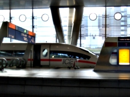 [picture: Train in Frankfurt station]