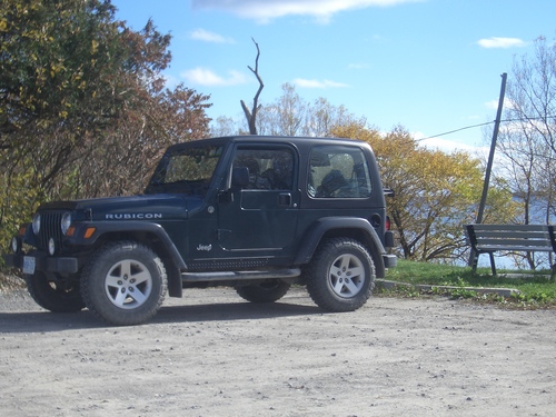 [Picture: Jeep Rubicon Wrangler 3]