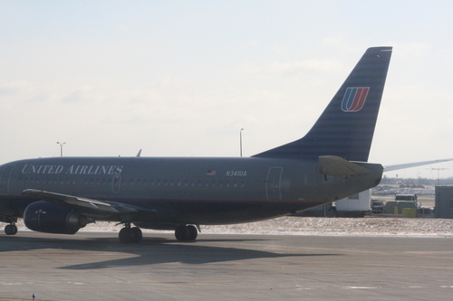 [Picture: Chicago airport: United Airlines ’plane that escaped]