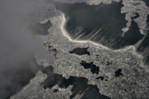 [Picture: Ice and Clouds on the Great Lakes 15]