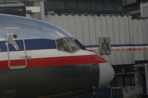 [Picture: Plane at the gate 3]