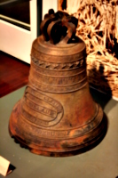 [picture: Fountainebleau Plantation Bell  2]