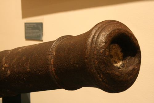 [Picture: Cannon barrel 1]