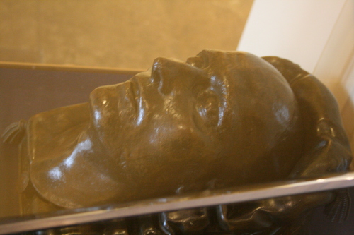 [Picture: Death Mask of Napoleon 2]