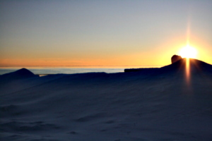 [picture: Point Petre Snow Sunset With Mysterious Sun]