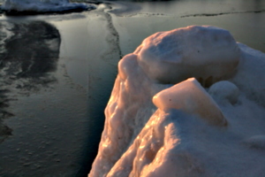 [picture: Glowing ice 2]