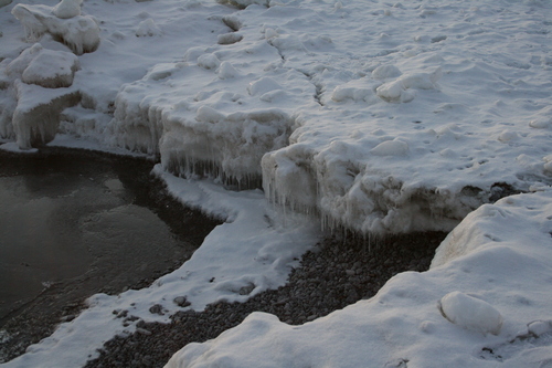 [Picture: Icicles on the Beach 2]