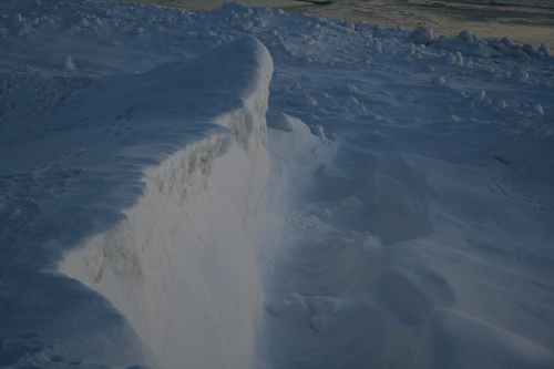 [Picture: Snowbank and trough 1]