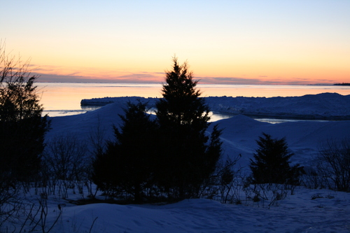 [Picture: Sunset over a frozen Lake Ontario 7]