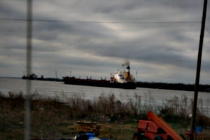 [picture: Oil tanker]