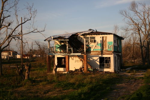 [Picture: Ruined House 2]