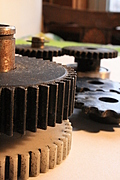 [Picture: Cogs 7: Horizontal view]