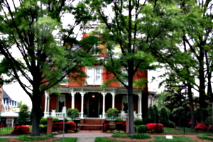 [picture: Dodd-Hinsdale House 1]