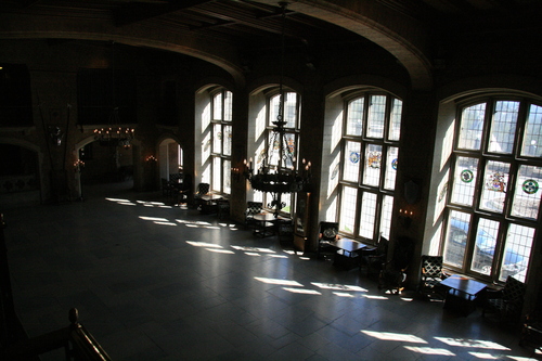 [Picture: Conference hotel, great hall]