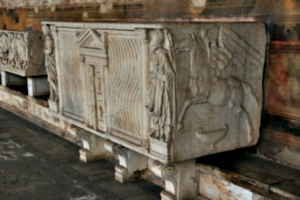 [picture: Pegasus stone coffin]